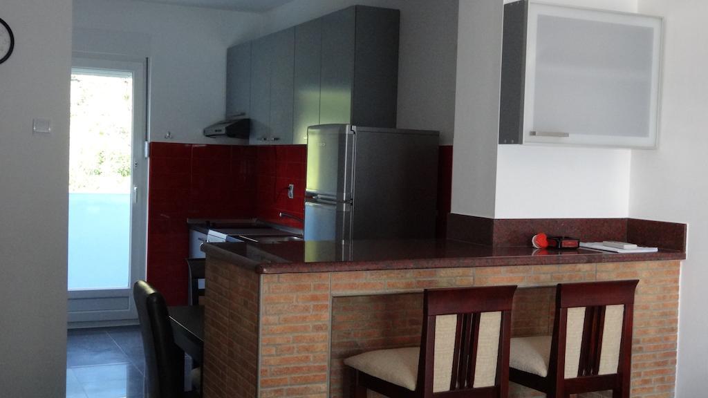 Apartments Odesa Herceg Novi Szoba fotó